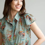 HOWDY FLUTTER SLEEVE BLOUSE