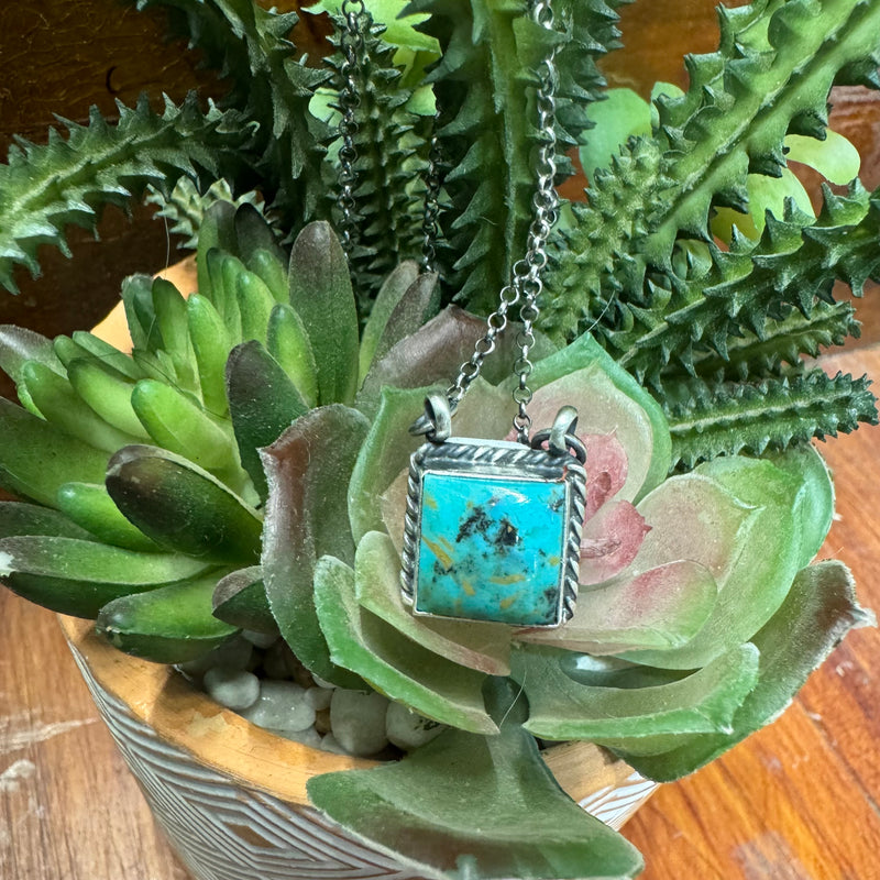 Johnny Dixon NAVAJO TURQUOISE SQUARE NECKLACE