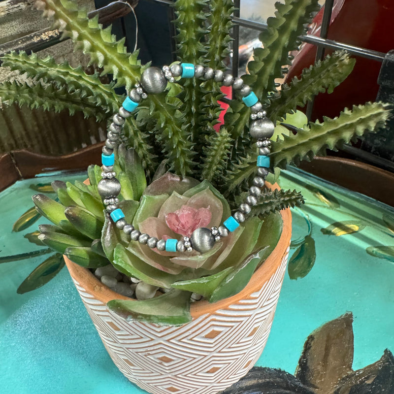 Faux Pearl and Turquoise Stretch Bracelet