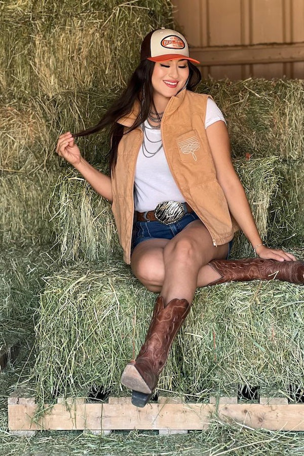 CAMEL PUFFER W AZTEC LINING BOOT STITCH DETAIL VEST