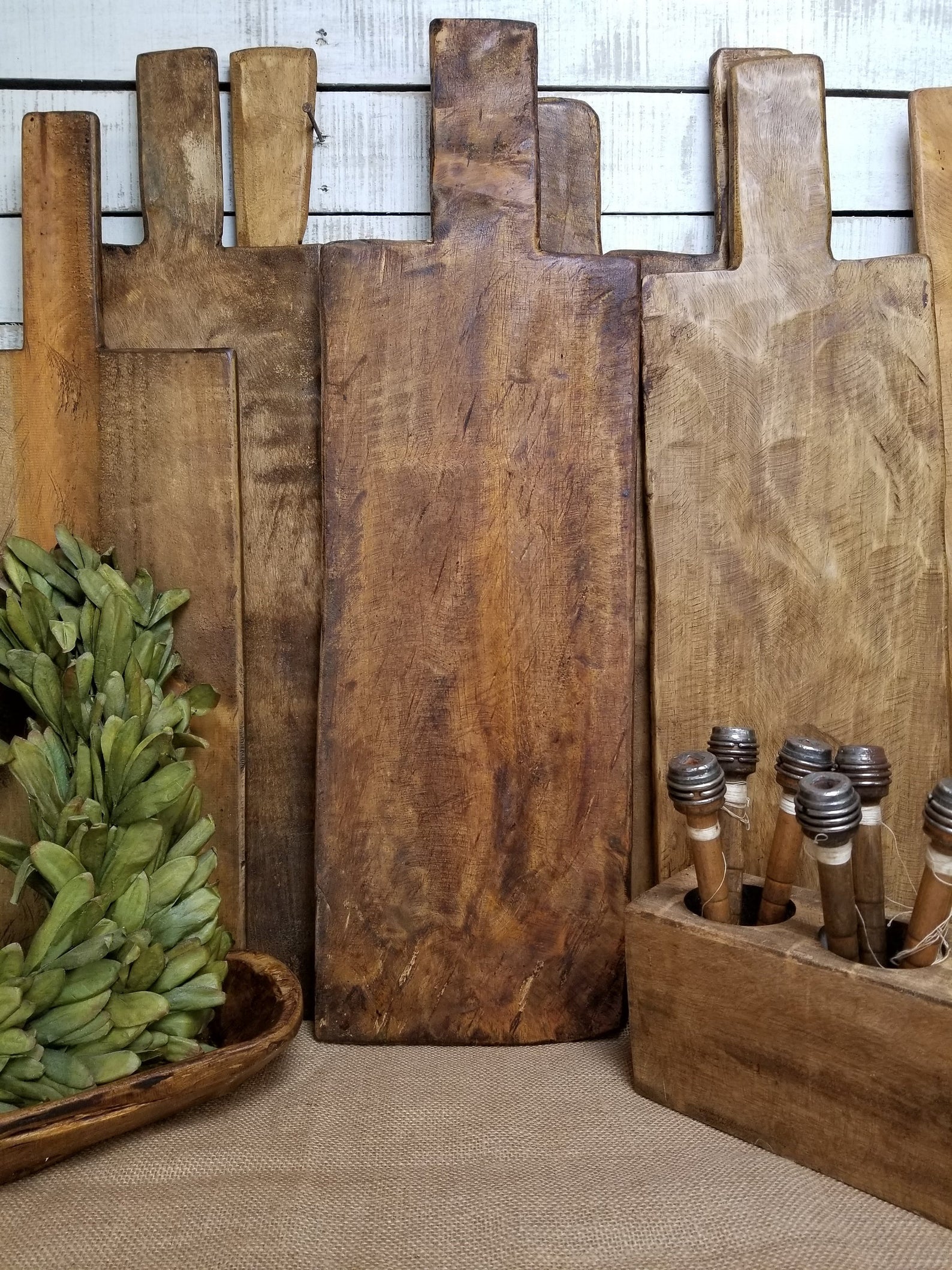 Antique Farmhouse Scalloped End Wood Cutting Board